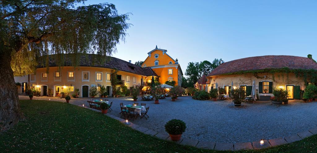 Schloss Gamlitz Eksteriør billede